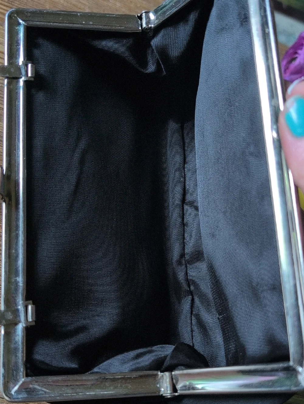 Vintage Black Evening Clutch with Silver Chain Handle - Picture 6 of 8